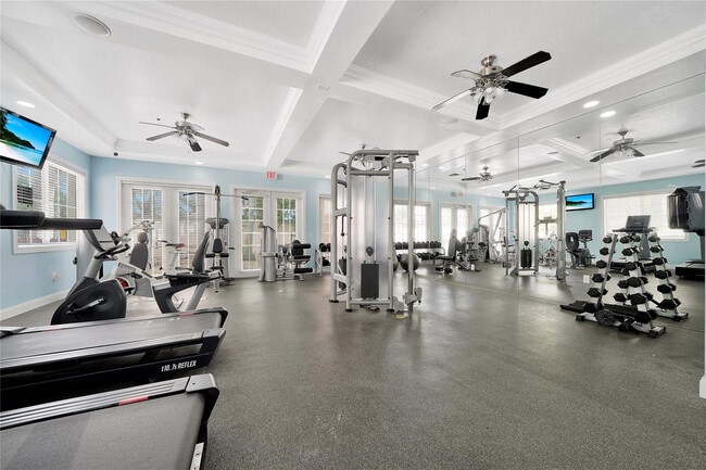 Building Photo - 2005 SE 10th Ave