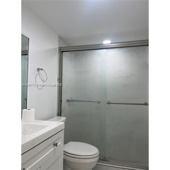 Building Photo - 10975 SW 107th St
