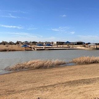 Building Photo - 5909 Cherry Holw Wy