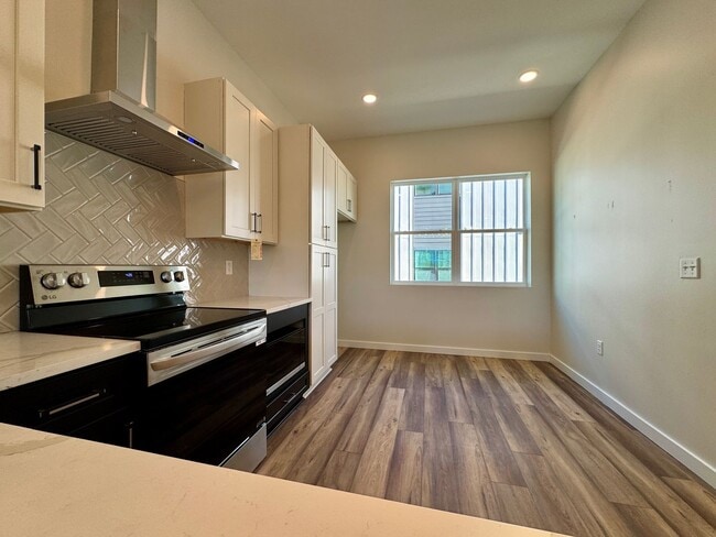 Building Photo - 1857 Zeta Way