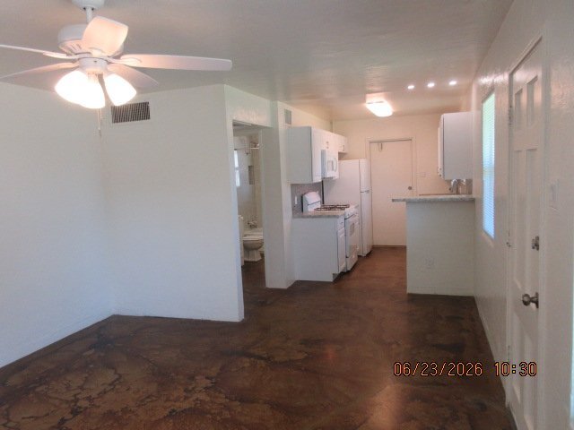 Building Photo - 223 W Turney Ave