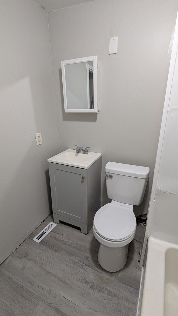 Building Photo - Atlas Investment Group, LLC (250 Cross St)