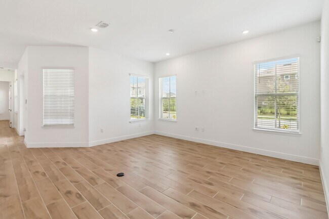 Building Photo - Beautiful Brand New 3/2.5 Home for Rent with Flex Space in Lake Nona's Laureate Park Neighborhood