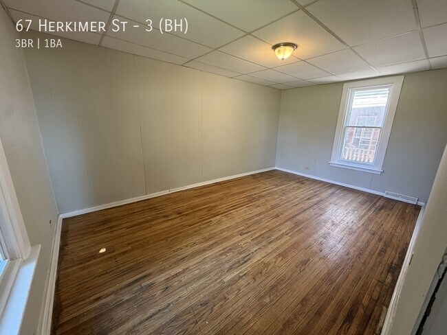 Building Photo - 67 Herkimer St