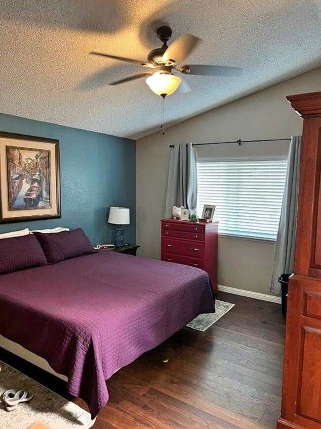 Building Photo - BEAUTIFULLY REMODELED 2 STORY VACAVILLE *S...