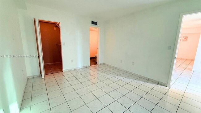 Building Photo - 11780 SW 18th St