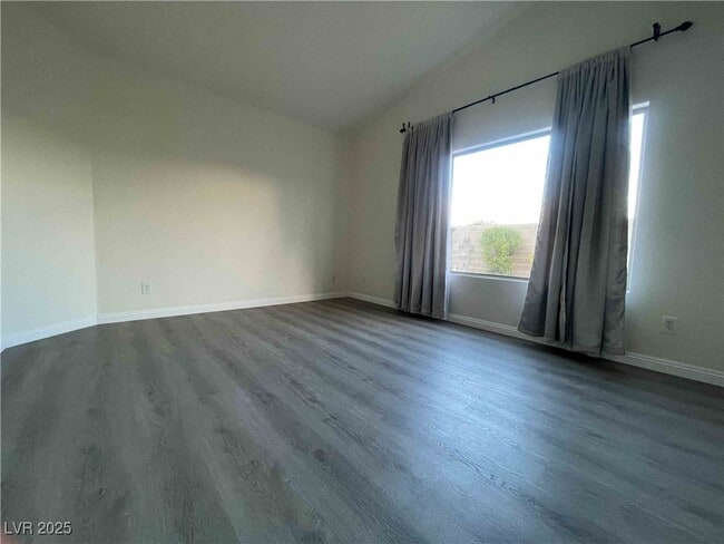 Building Photo - 9590 Bandera Creek Ave