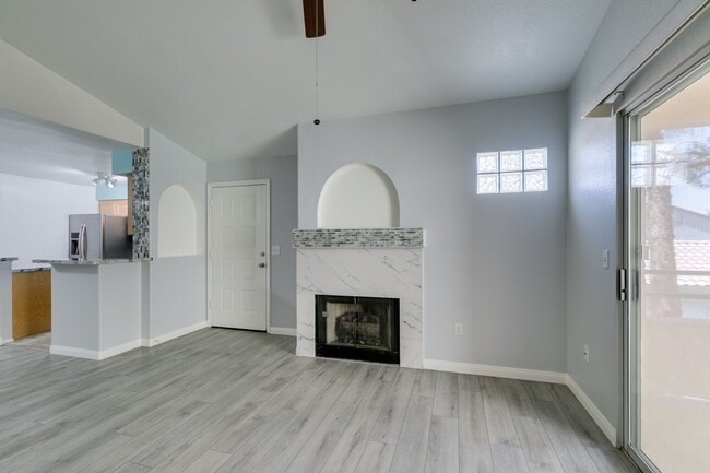 Building Photo - Updated 2-Bedroom Condo with Fireplace