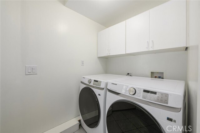 Building Photo - 5065 Casa Dr