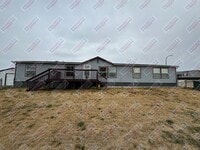 Building Photo - Spacious 4 bedroom single family home
