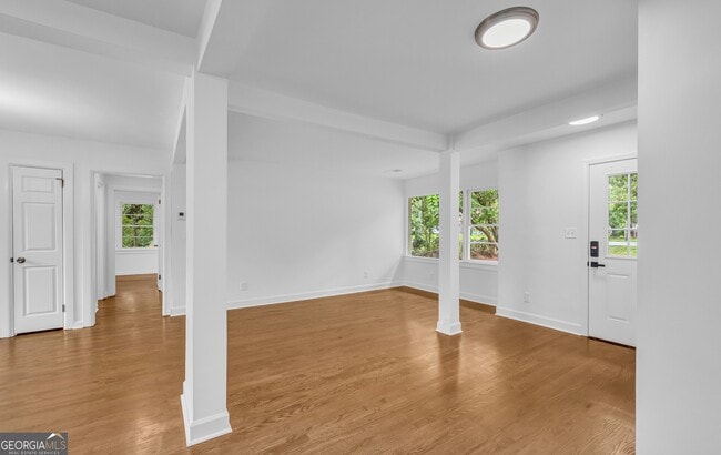 Building Photo - 5506 Alder Dr