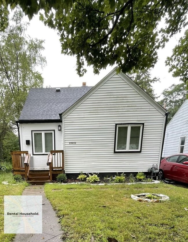 Building Photo - Coming Soon: Charming 3-Bedroom Bungalow