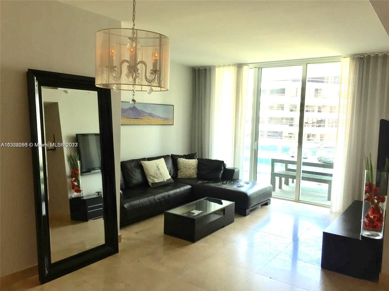 Building Photo - 950 Brickell Bay Dr