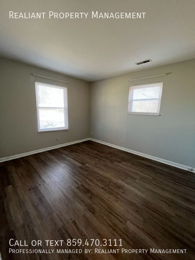 Building Photo - 1662 Costigan Dr