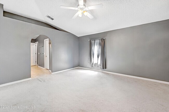Building Photo - 1652 La Maderia Dr