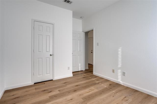 Building Photo - 317 Meadow View Ln