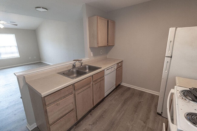 Building Photo - 4305 Derby Ridge Dr