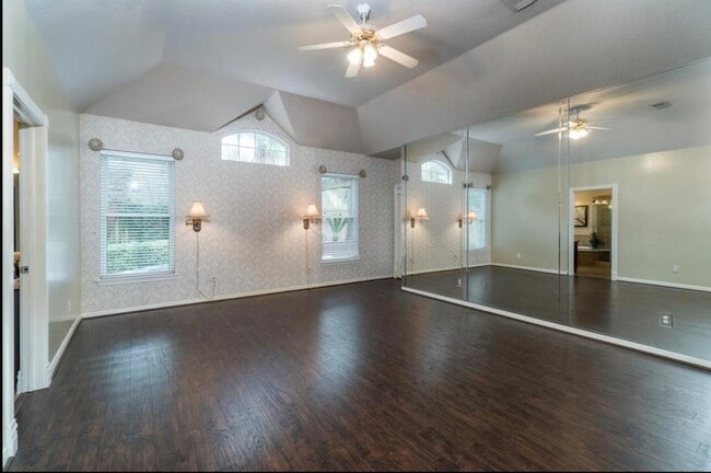 Building Photo - 17422 Palisander Ct