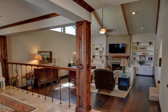 Building Photo - 2629 Calle Del Roble