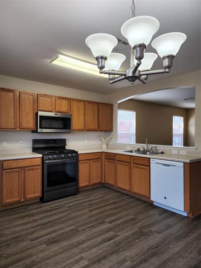 Building Photo - 18016 Honey Locust Ln