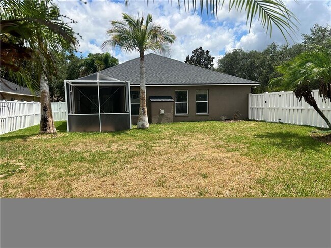 Building Photo - 12835 Standbridge Dr