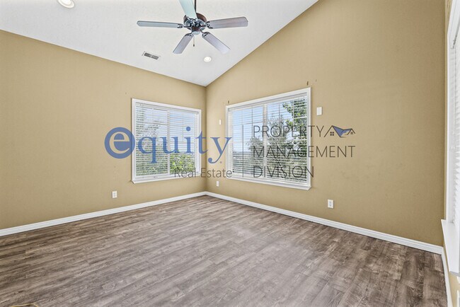 Building Photo - 1174 Meadow Fork Rd