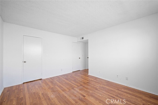 Building Photo - 1142 Stanley Ave