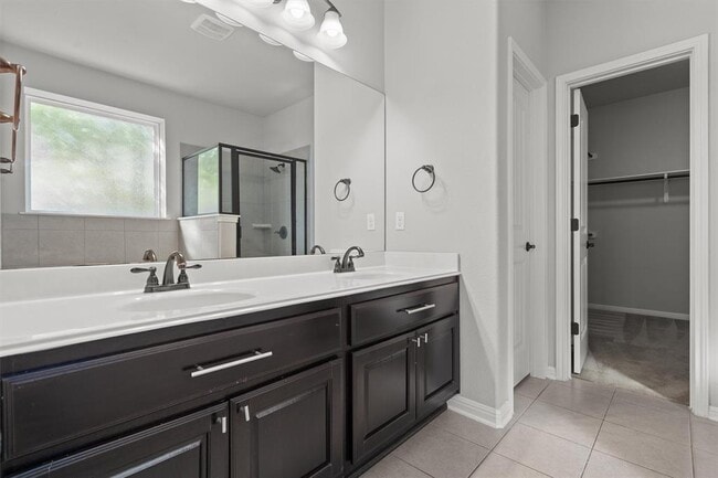 Building Photo - 104 San Matteo St