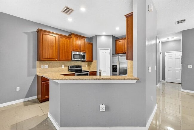 Building Photo - 6745 Breezy Palm Dr