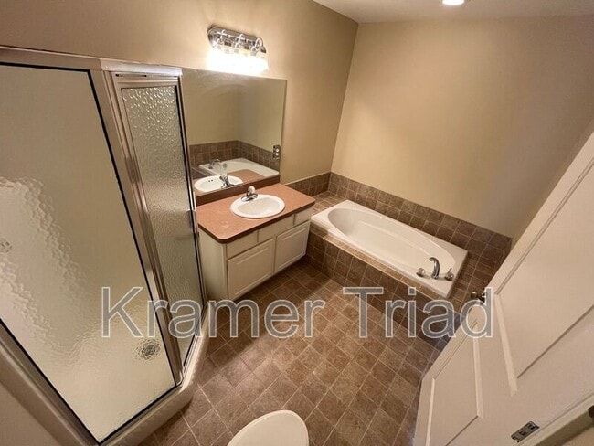 Building Photo - 41472 Glade Rd