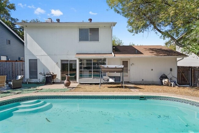 Building Photo - 8309 Beaver Brook Ln