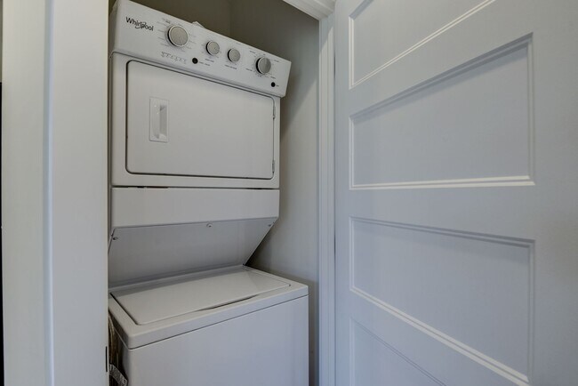 Building Photo - 4107 New Hampshire Ave NW