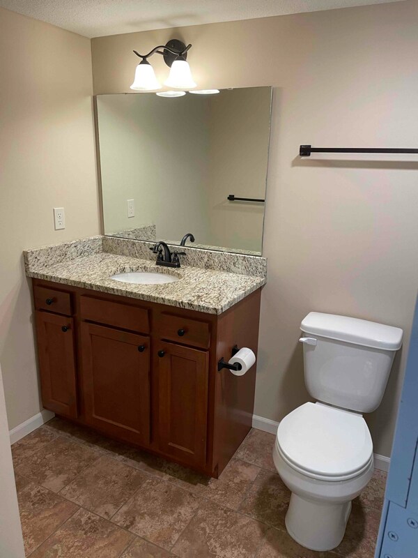 Building Photo - 3211 Yankee Tank Ln