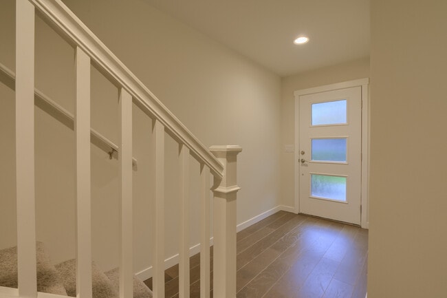 Building Photo - 14661 36th Ct NE