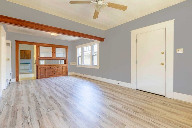 Building Photo - 4067 Illinois St