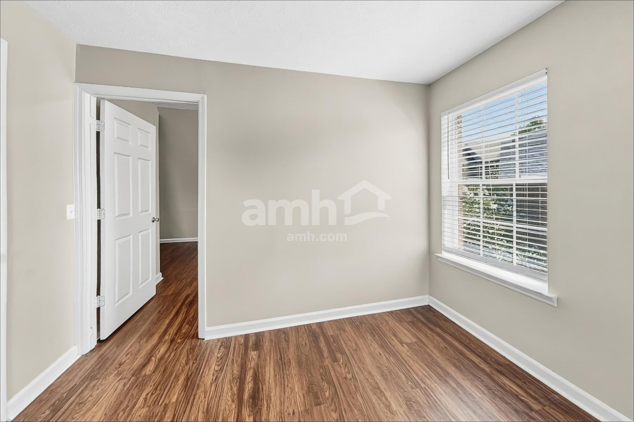 Building Photo - 221 Scarlet Ridge Ct