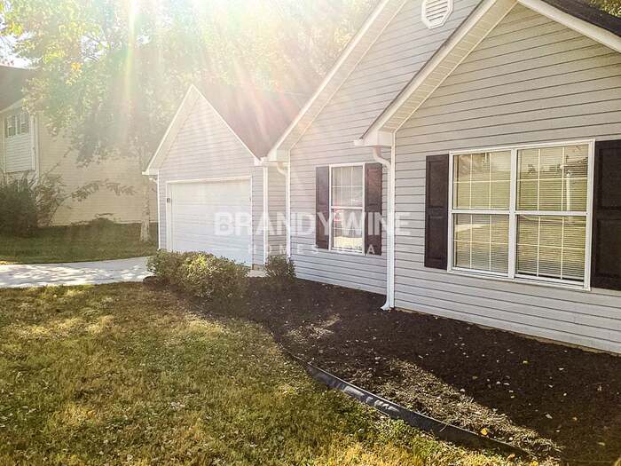 Building Photo - 150 Wynfield Dr