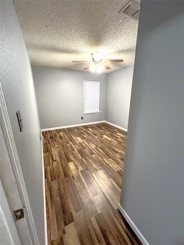 Building Photo - 7904 Fox Chase Dr