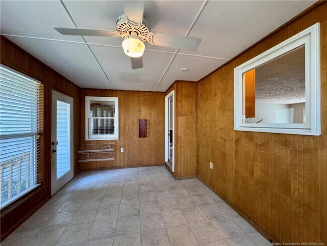 Building Photo - 516 Carteret Pl