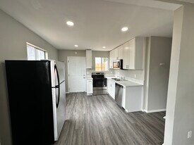 Building Photo - 8315 Lincoln St