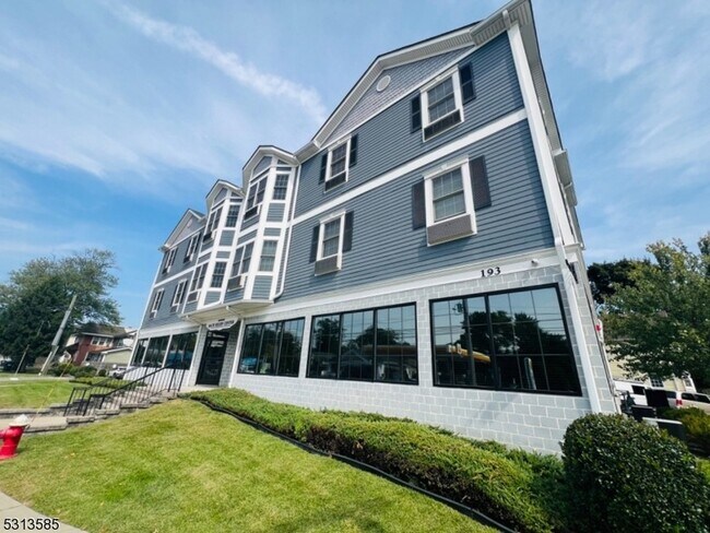 Primary Photo - 193 Terrill Rd