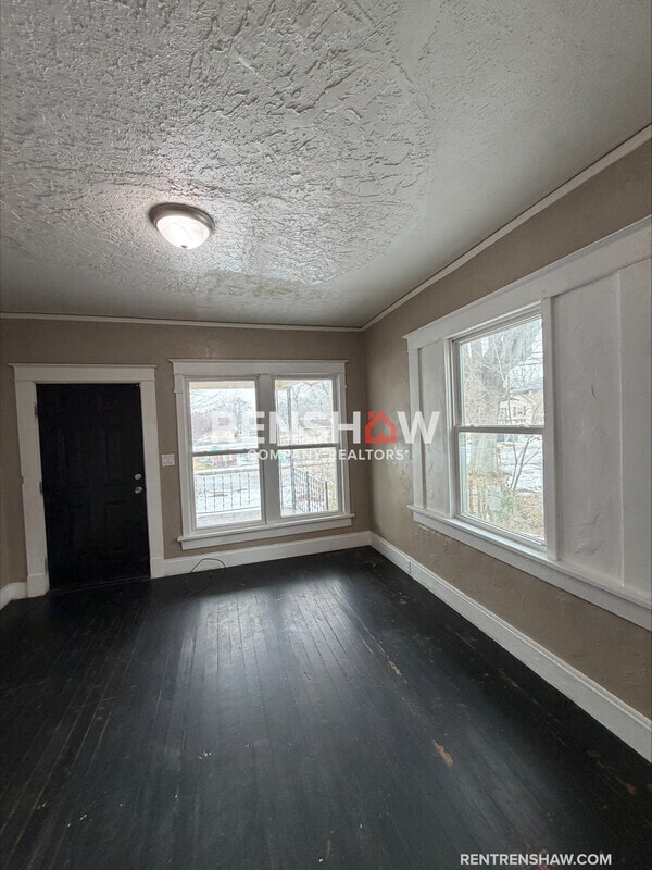 Building Photo - 112 Tomlin St