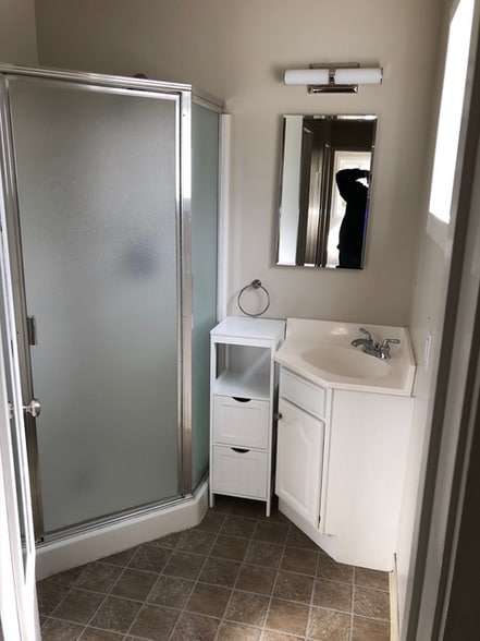 Building Photo - 88 Cascade Dr