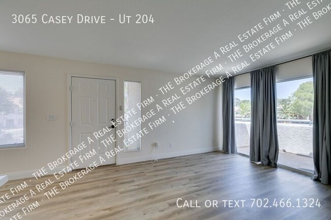 Building Photo - 3065 Casey Dr