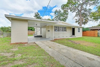 Building Photo - 907 N Hastings St