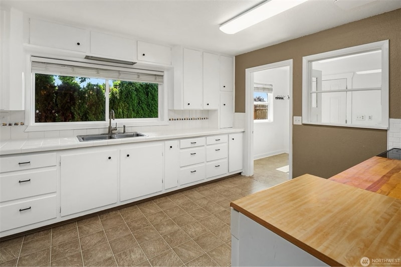 Building Photo - 1817 S 3rd St