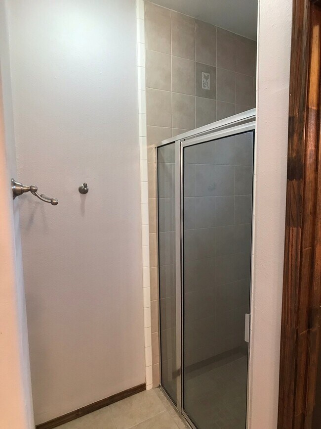 Building Photo - 3Bed/2.5Bath Edinburg TX Home For Rent ( Oakland Village )