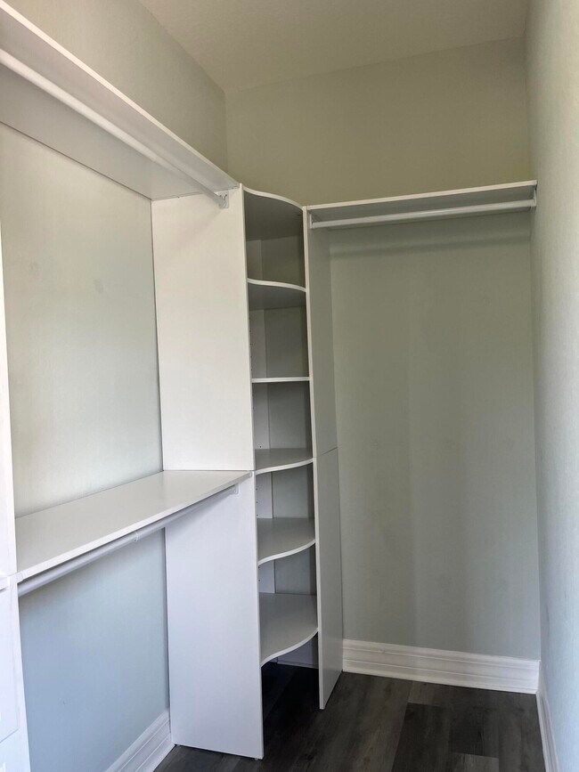 Building Photo - 58 SE Palermo