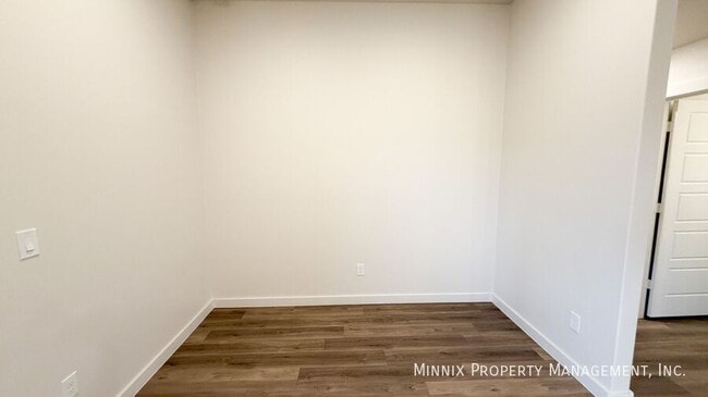 Building Photo - 2161 Langford Ave