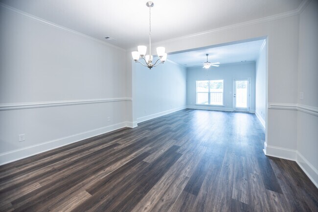 Building Photo - 7172 Paisley Cir